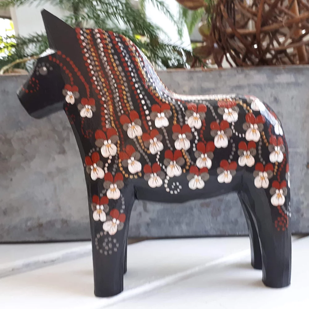 Ludvikahäst - Svart/Röd